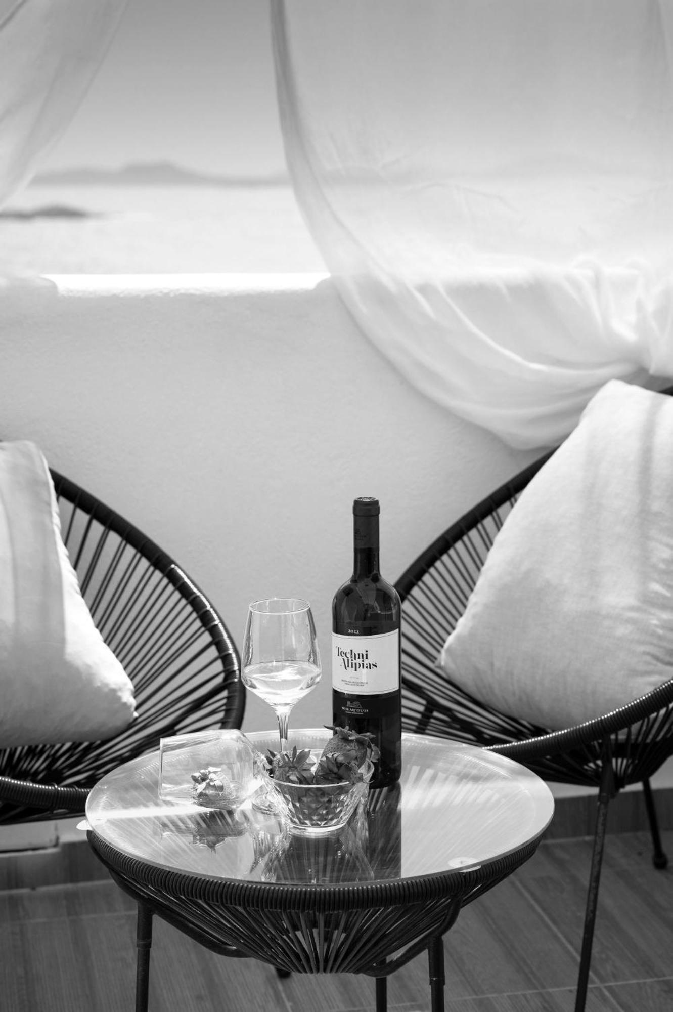 Amelie Suites Mykonos Agios Stefanos  Exterior foto